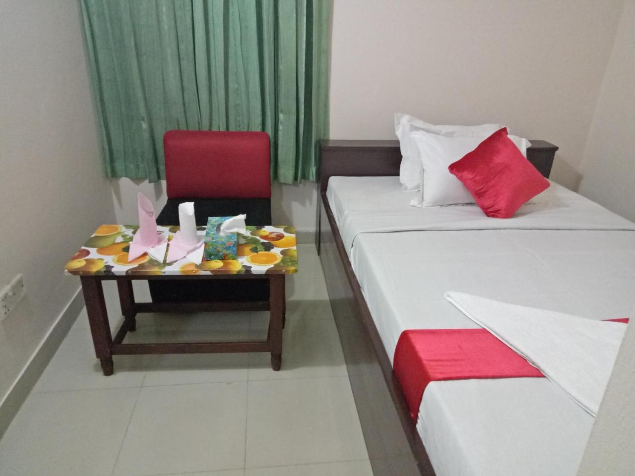 Hotel The Sylhet Int Дакка Экстерьер фото